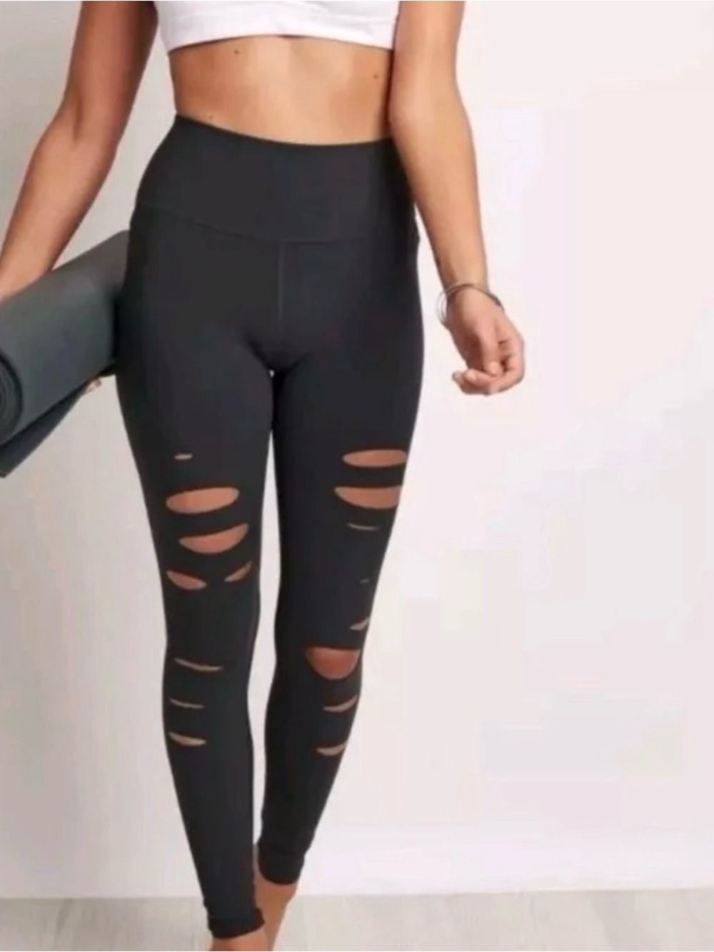 ALO Yoga Black Ripped Warrior High Waist Leggings Size S